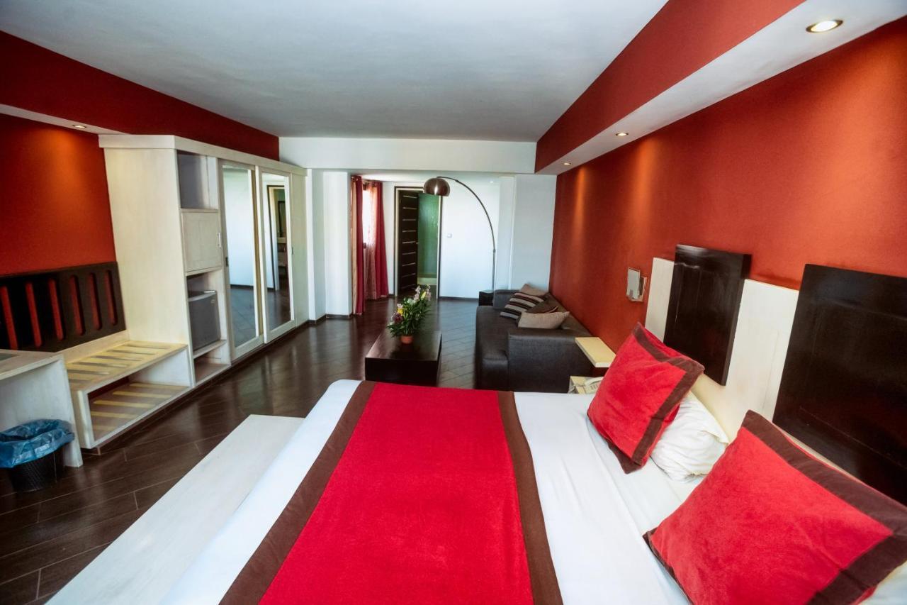 Cafe De Rome Hotel Dakar Kültér fotó