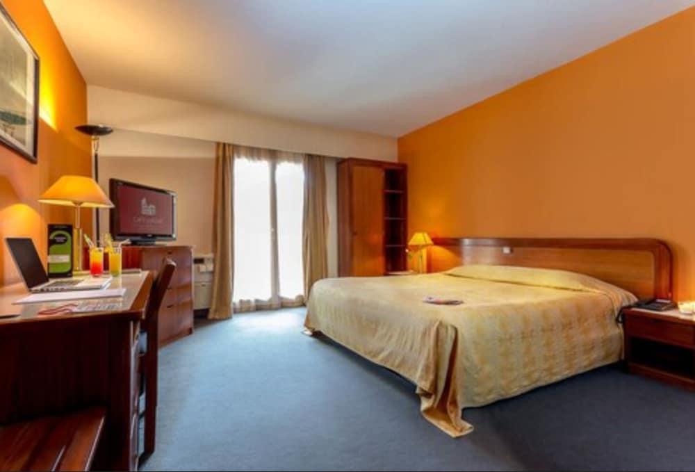 Cafe De Rome Hotel Dakar Kültér fotó