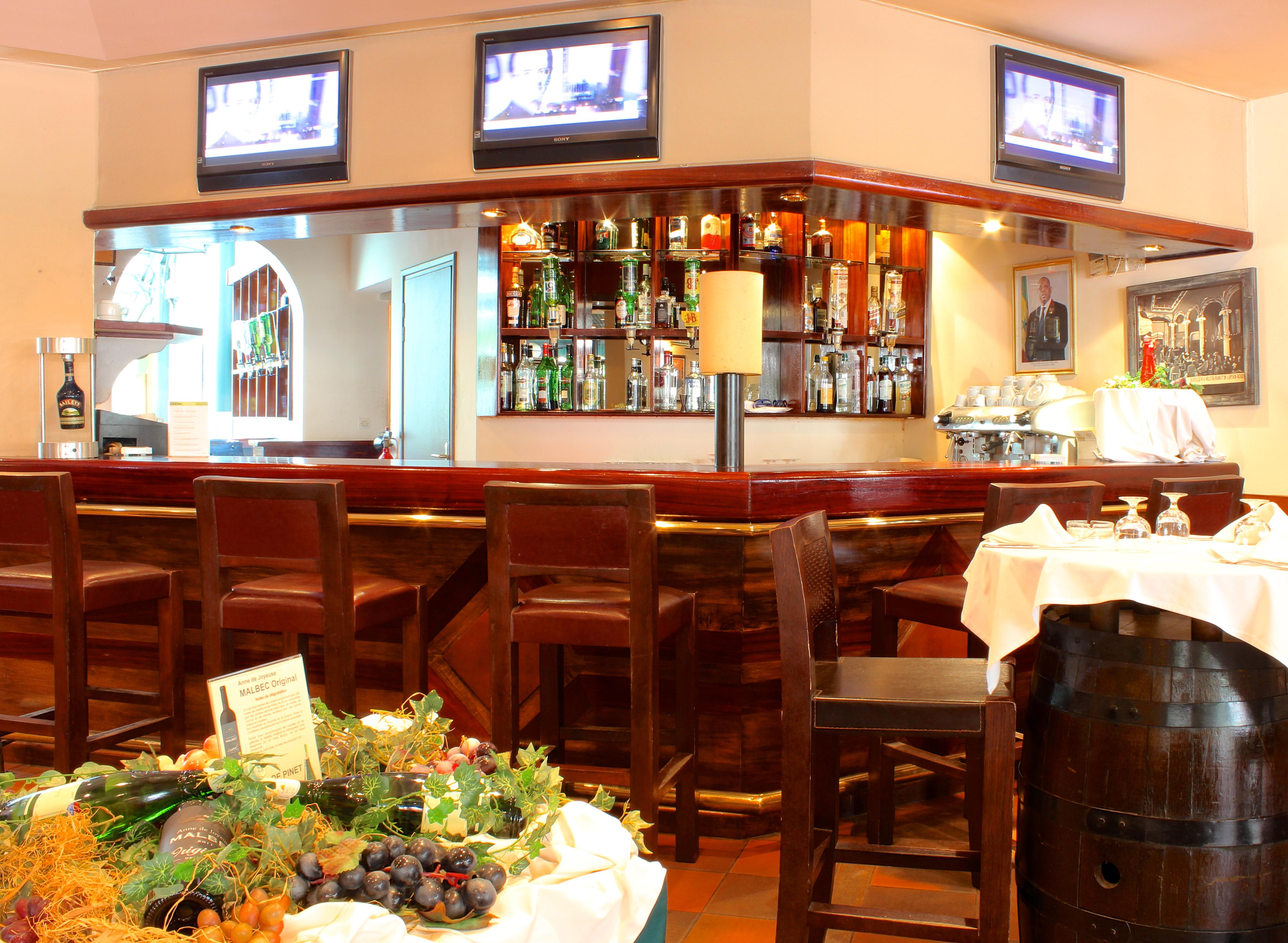 Cafe De Rome Hotel Dakar Kültér fotó