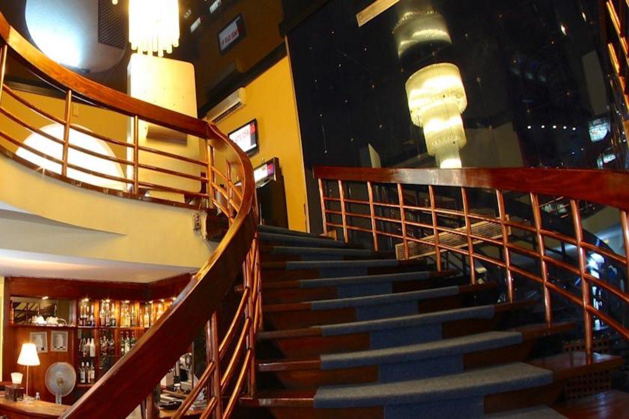 Cafe De Rome Hotel Dakar Kültér fotó